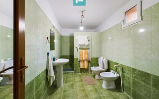 Casă cu 5 camere în Vladimirescu - Poză 23