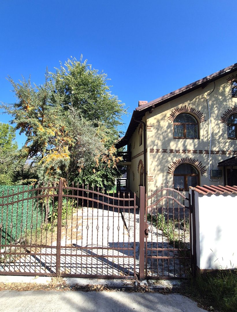 COMISION 0% - Casa cu view specataculos, D+P+M 236mp teren 436mp Campulung Arges - Poză 38