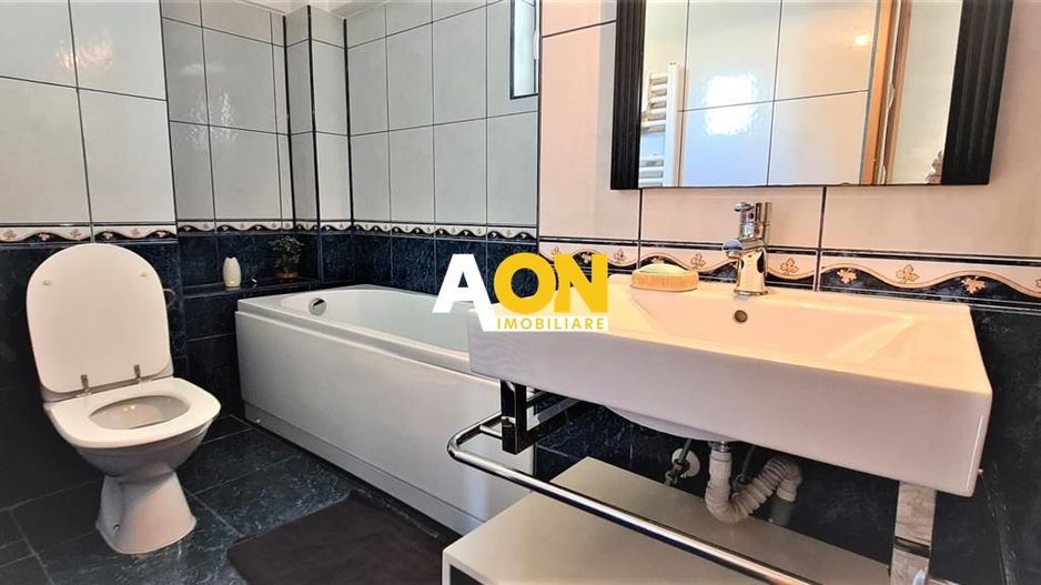 Apartament cu 4 Camere | Scara Interioara | Ultracentral | Terasa - Poză 13