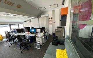 Spațiu  inchiriat   birouri   316 mp - Poză 16