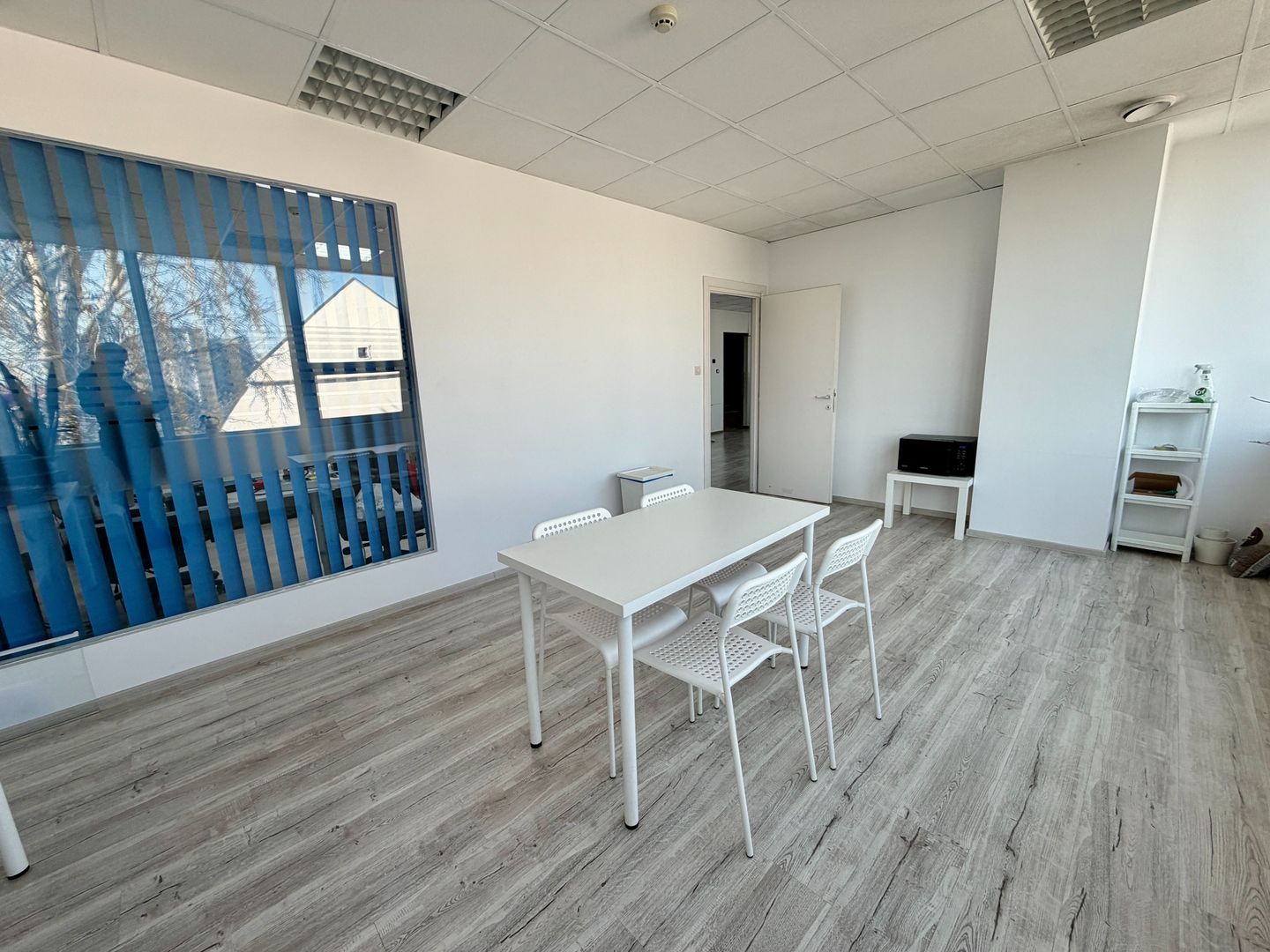 Birou de închiriat – flexibil și adaptabil nevoilor tale - Poză 7