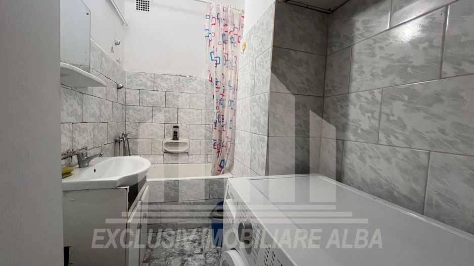 Garsoniera decomandata etaj intermediar - Poză 3