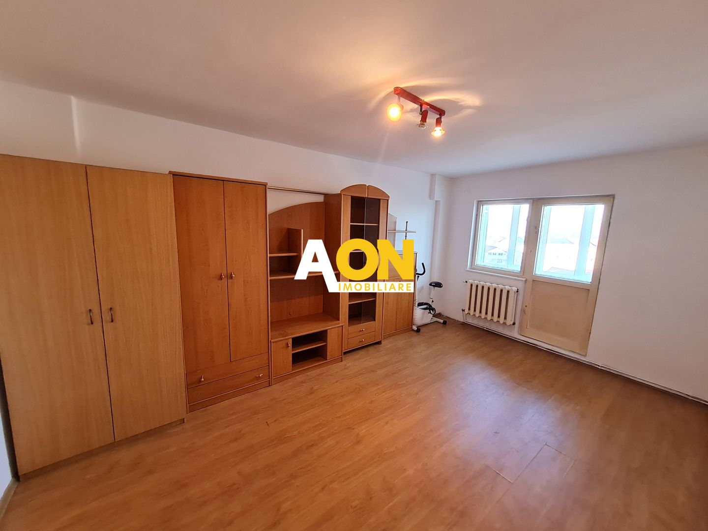 Apartament 2 camere, Decomandat, Et 3, 45 mp, Zona Tolstoi - Poză 1