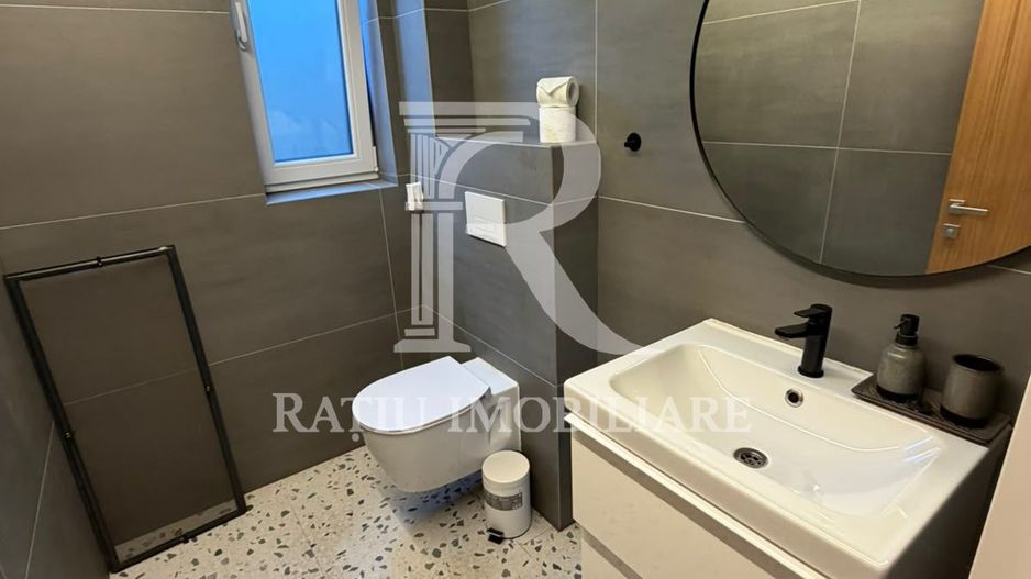 Casa cu 5 camere | Cartierul Tineretului | Oradea - Poză 6
