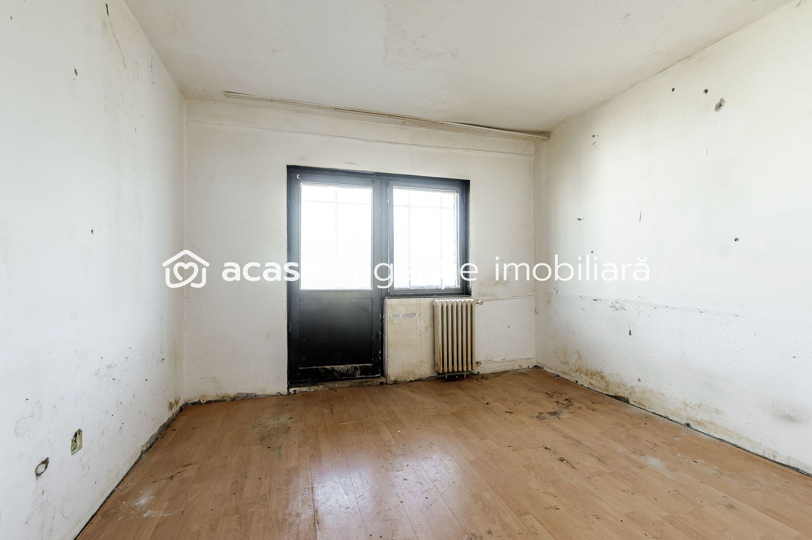 VANDUT ! Apartament accesibil cu 2 camere, în zona 500 Micalaca - Poză 2