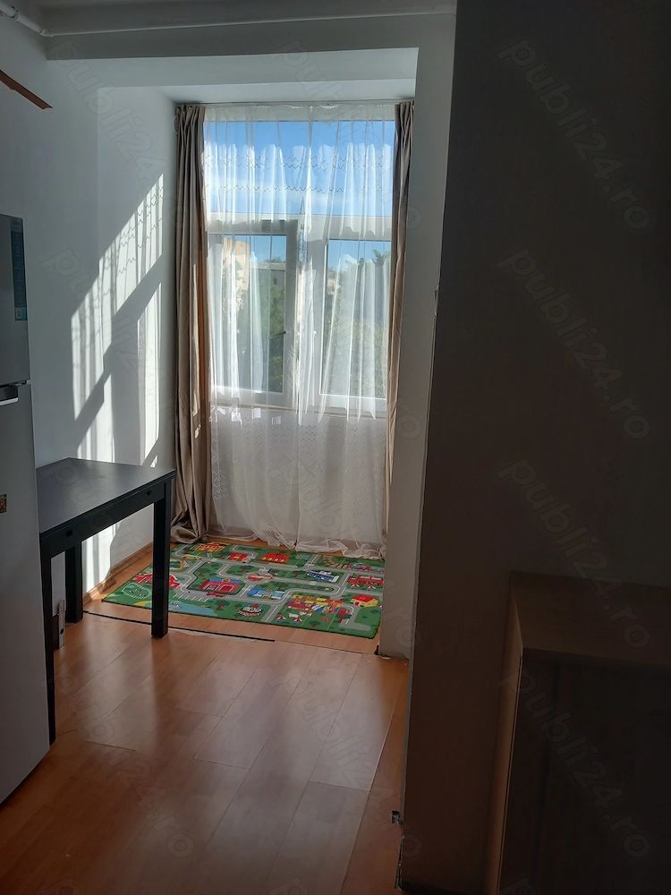 BRASADAS vinde garsoniera pe Ostrovului la etajul 2/4. - Poză 3