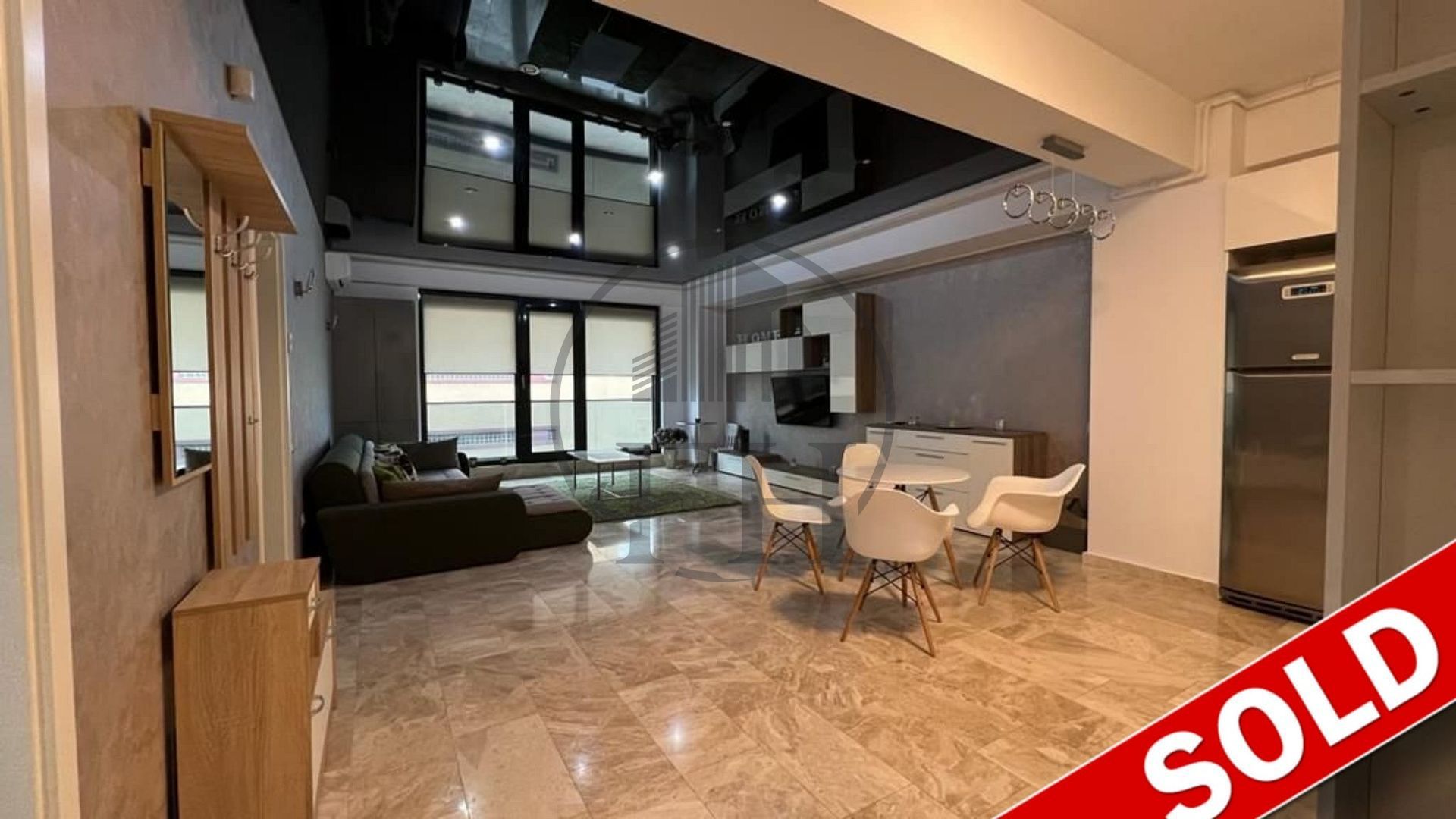 RENTED / INCHIRIAT Apartament cu 2 camere de închiriat în zona Central - Poză 1