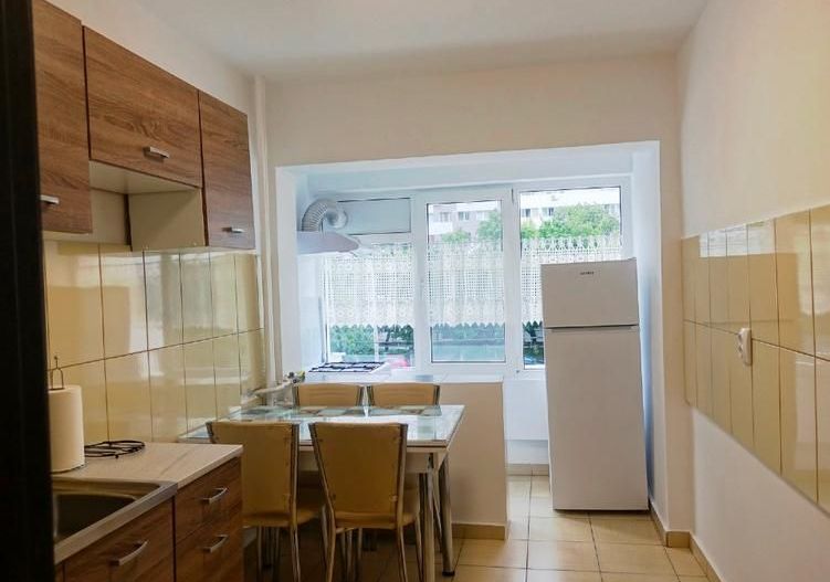 Apartament 3 camere renovat Bd. Iuliu Maniu – zona Piața Veteranilor, - Poză 4