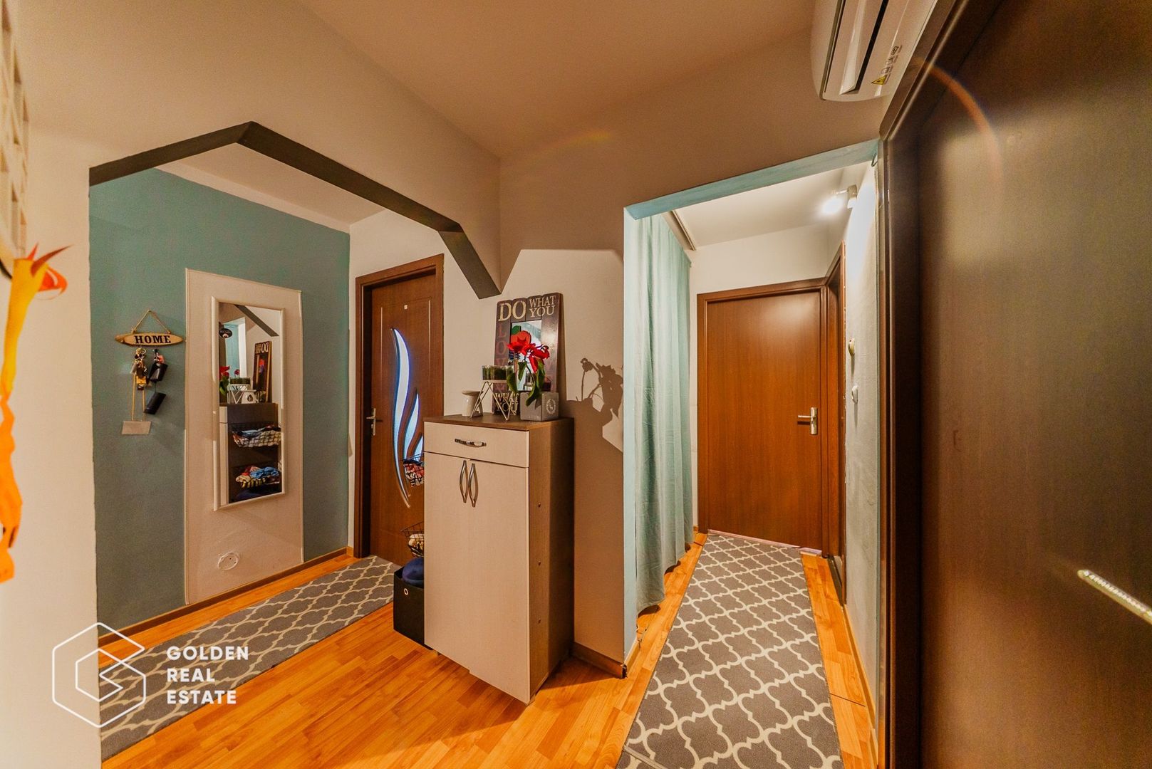 Apartament 4 camere, langa campusul UVVG, decomandat, etaj 3, comision 0% - Poză 21