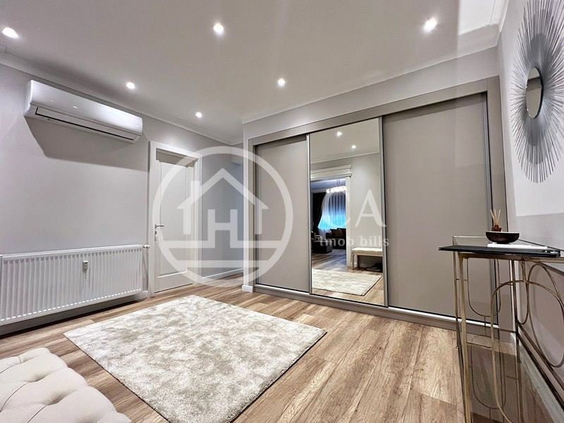 Apartament de închiriat cu 3 camere în zona ULTRACENTRALĂ, Oradea - Poză 9