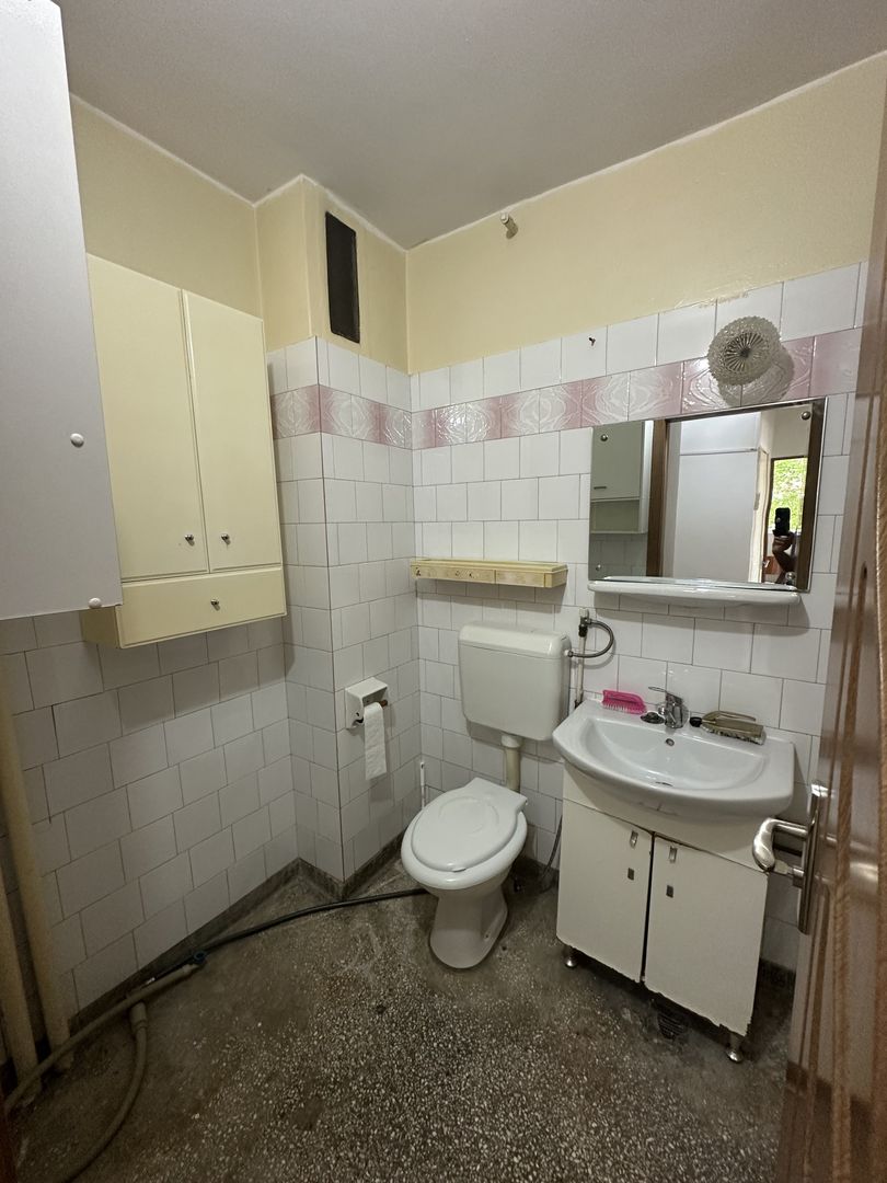 Apartament 2 camere etaj 2  decomandat - Poză 20