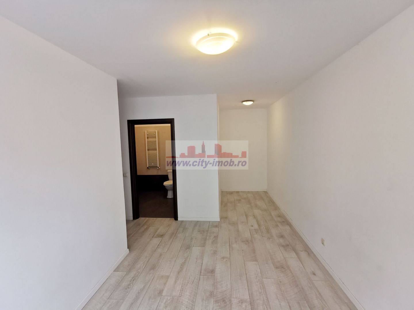 Vanzare Apartament 4 camere Baneasa - Poză 32