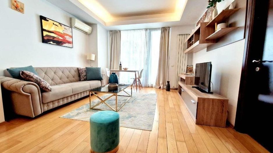 INCHIRIERE DOUA CAMERE HERASTRAU PARCARE SI BOXA INCLUSA - Poză 1
