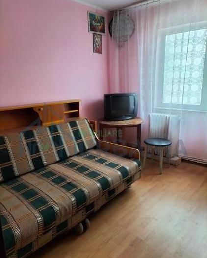 Apartament 3 camere semidecomandat, etaj 3, Zona Zimbru, Iași - Poză 2