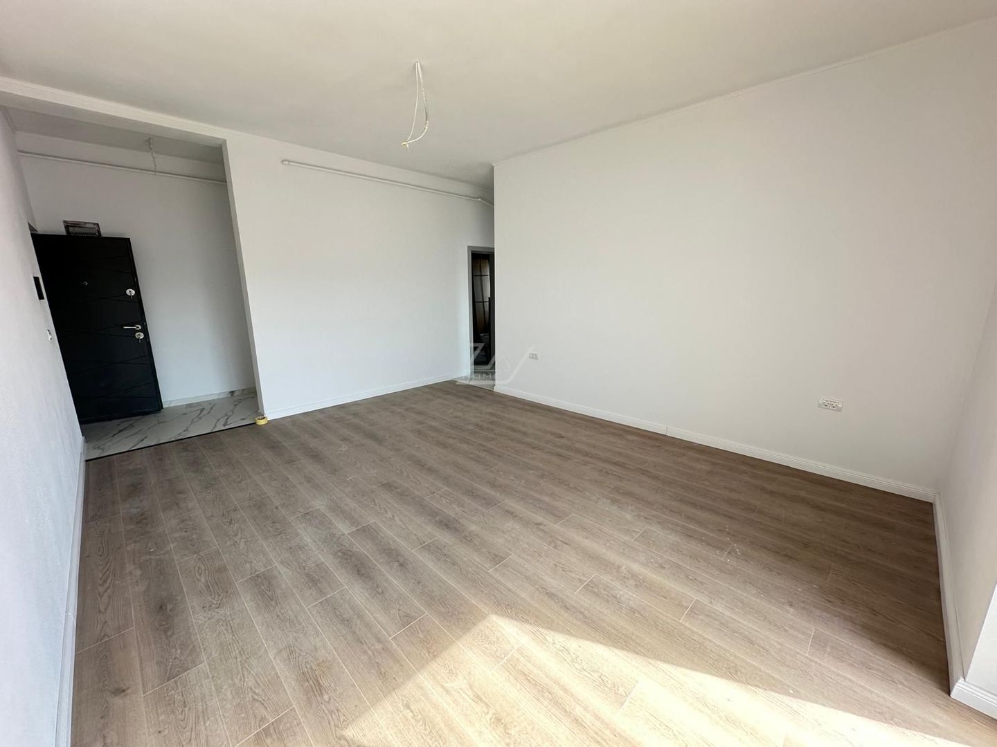 Bloc finalizat. Bucatarie inchisa. Loc parcare. - Poză 3