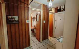 Apartament 2 camere, Sector 4, Resita/Luica, decomandat, spatios - Poză 4
