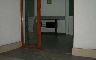 Vilă de vânzare în Sectorul 2, locuit plus potenţial pentru venit pasiv - Poză 12