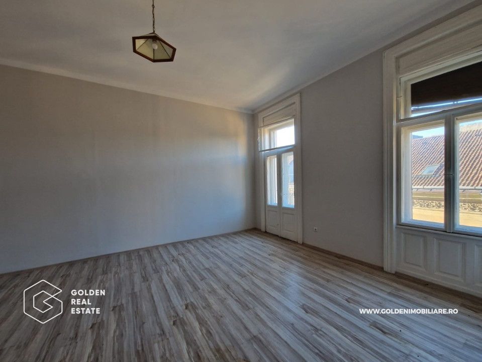 Apartament 3 camere renovat, ultracentral, etaj 3, cladirea Catedralei Catolice - Poză 4