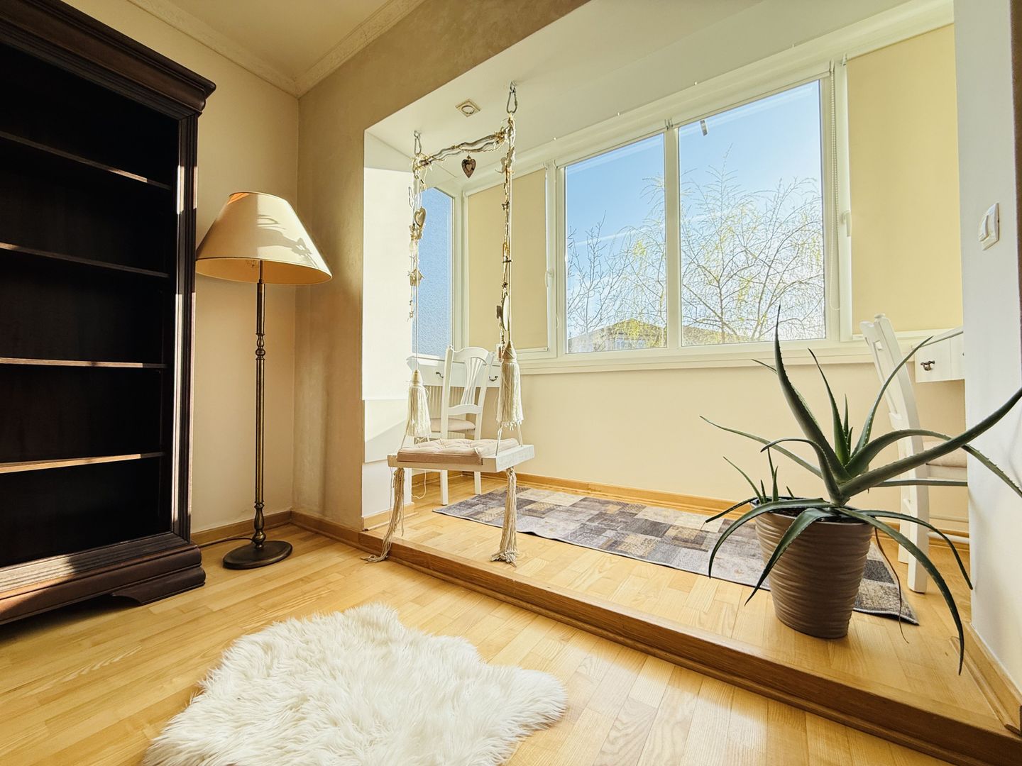 Baba Dochia | 3 camere | Decomandat | 2 bai | Etaj 2 | Centrala proprie - Poză 1