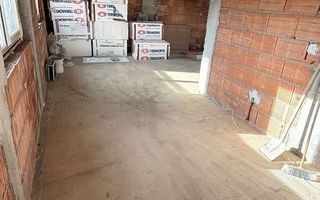 Casă Tip Duplex | 4 Camere | 2 Balcoane | Terasă | Șura Mică - Poză 9