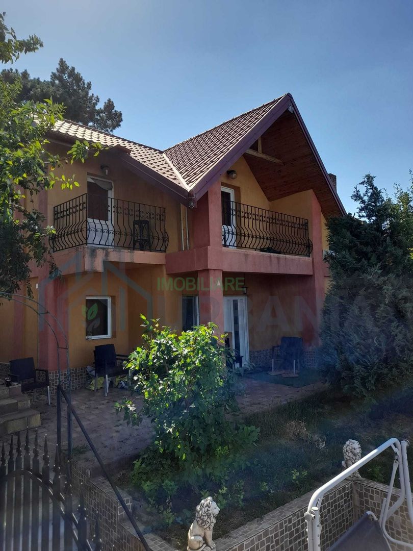 Vilă de închiriat în Bucium, vis-a-vis de Lidl – 4 camere, mobilată, 800 euro/lună - Poză 1