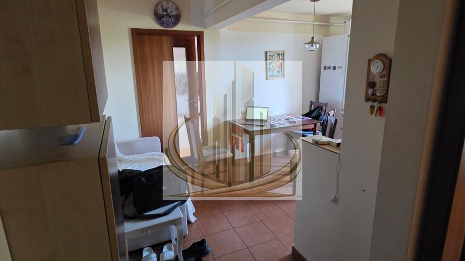 Apartament 3 camere 2 bai zona Gheorghe Lazar et. 3 - Poză 1