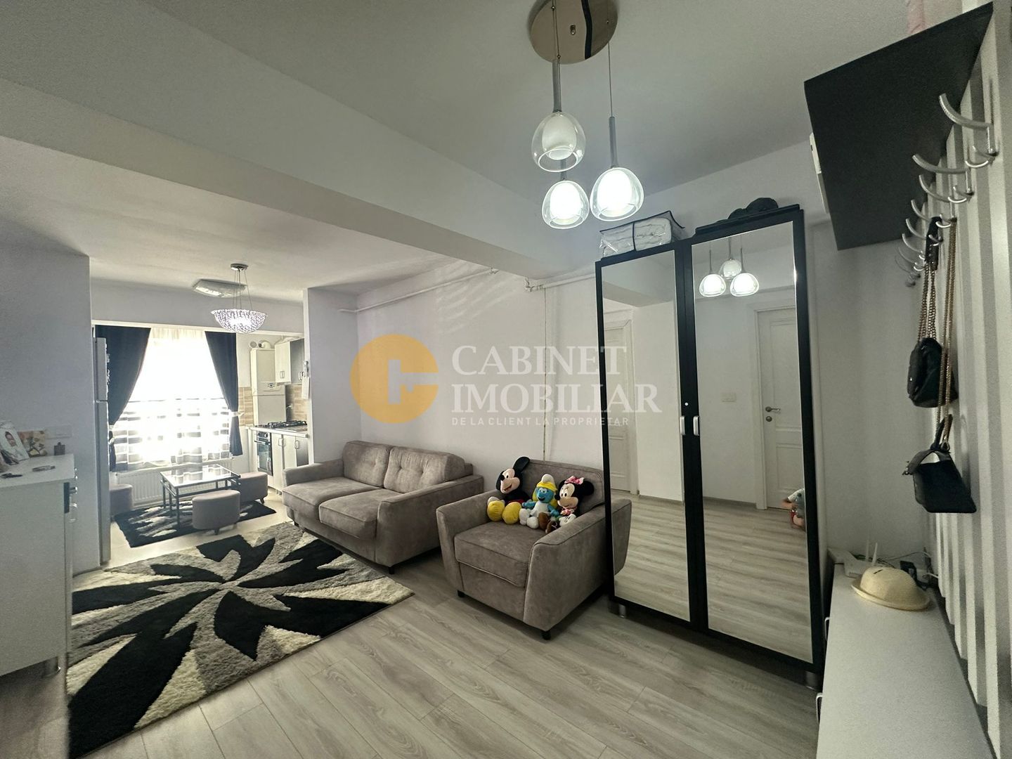 APARTAMENT 2 CAMERE SEMIDECOMANDAT (VALEA LUPULUI) - Poză 1