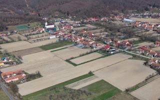 Loc de casă în Odvoș - Conop 3000mp - Poză 22