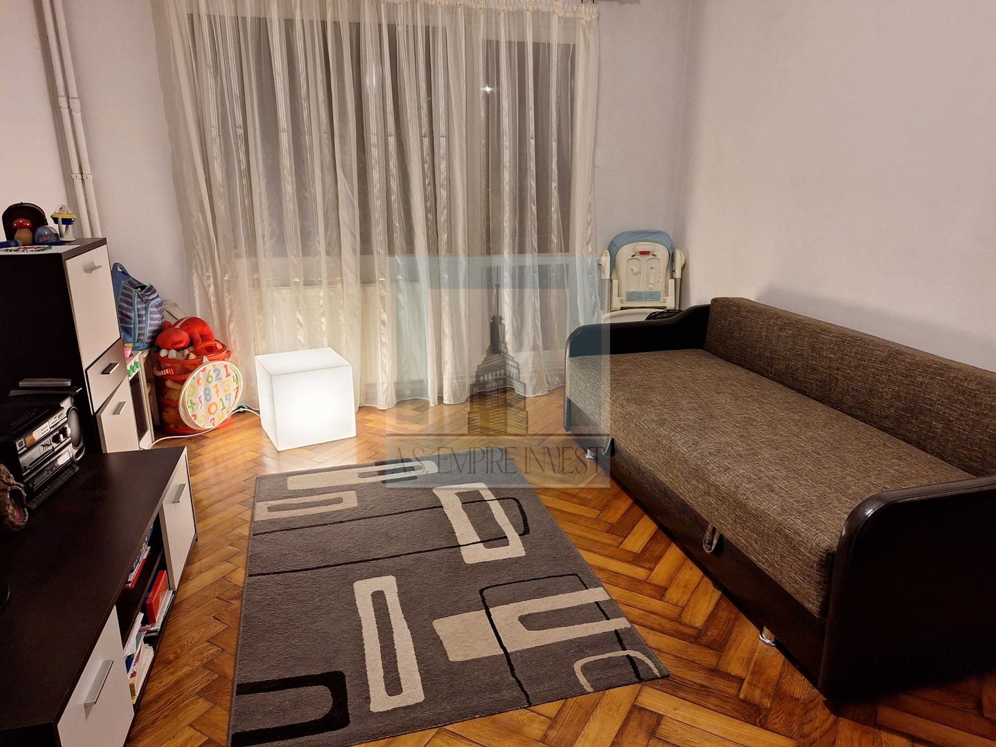 Garsoniera decomandata, 30 mp utili - zona Astra - Poză 1