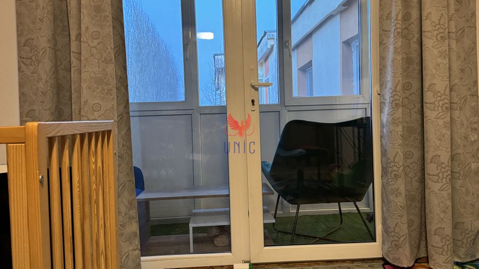 Apartament  3 camere decomandate - Poză 3