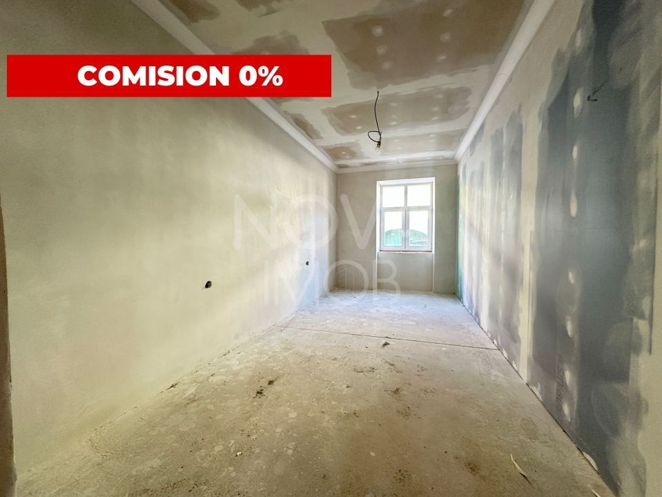 Apartament 3 camere de vanzare, Targul Vinului - Poză 2