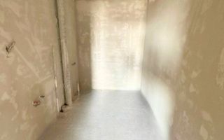 Apartament 2 camere Otopeni central | bloc cu lift | include parcare - Poză 10