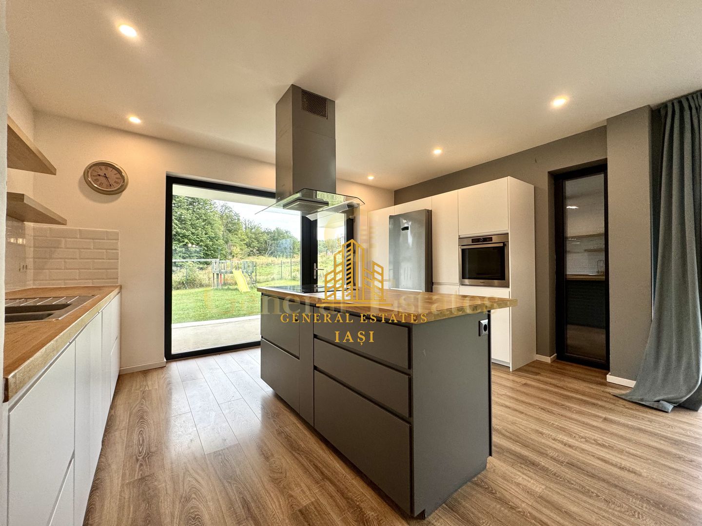 Vânzare Casă P+E în Bârnova-Gata de mutare imediata - Poză 10