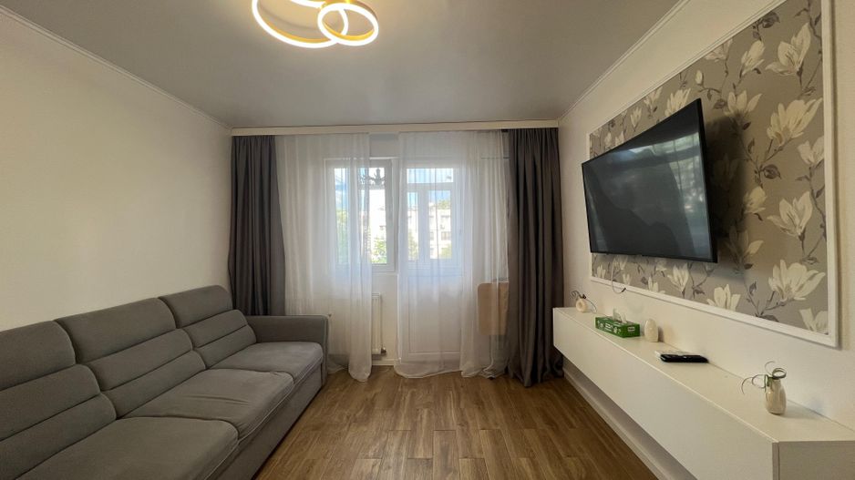 2 camere - prima inchiriere zona Romniceanu - Poză 1
