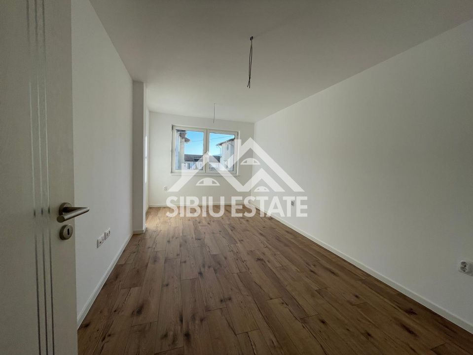 Apartament decomandat cu 2 camere Preț sub media zonei-Selimbar - Poză 3