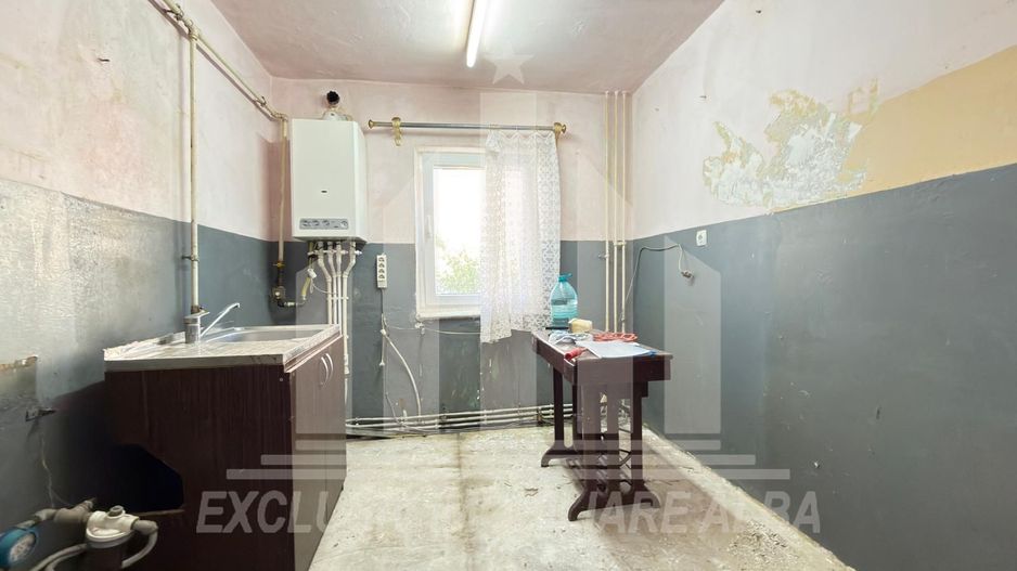 Apartament 2 camere | 50 mp | De renovat | Cetate-Mercur - Poză 3