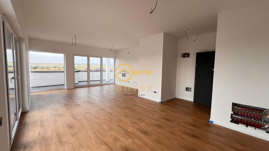 Penthouse superb finisat la CHEIE- Terasa 70mp- vedere panoramica - Poză 2