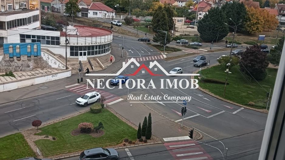 NECTORA IMOB-Apartament 2 camere, Blvd. Dacia, 70 mp, Etaj 5, 55 mp - Poză 1