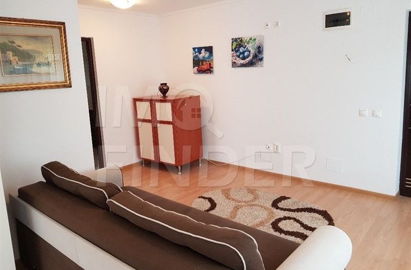 Apartament cu 2 camere de vanzare, etaj 1– Cartier Bună Ziua, Strada Privata - Poză 3