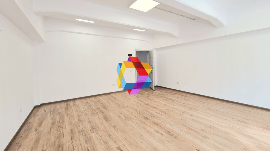 Spatiu birouri de închiriat Brasov - 40 mp # spatii-comerciale-brasov.ro - Poză 3