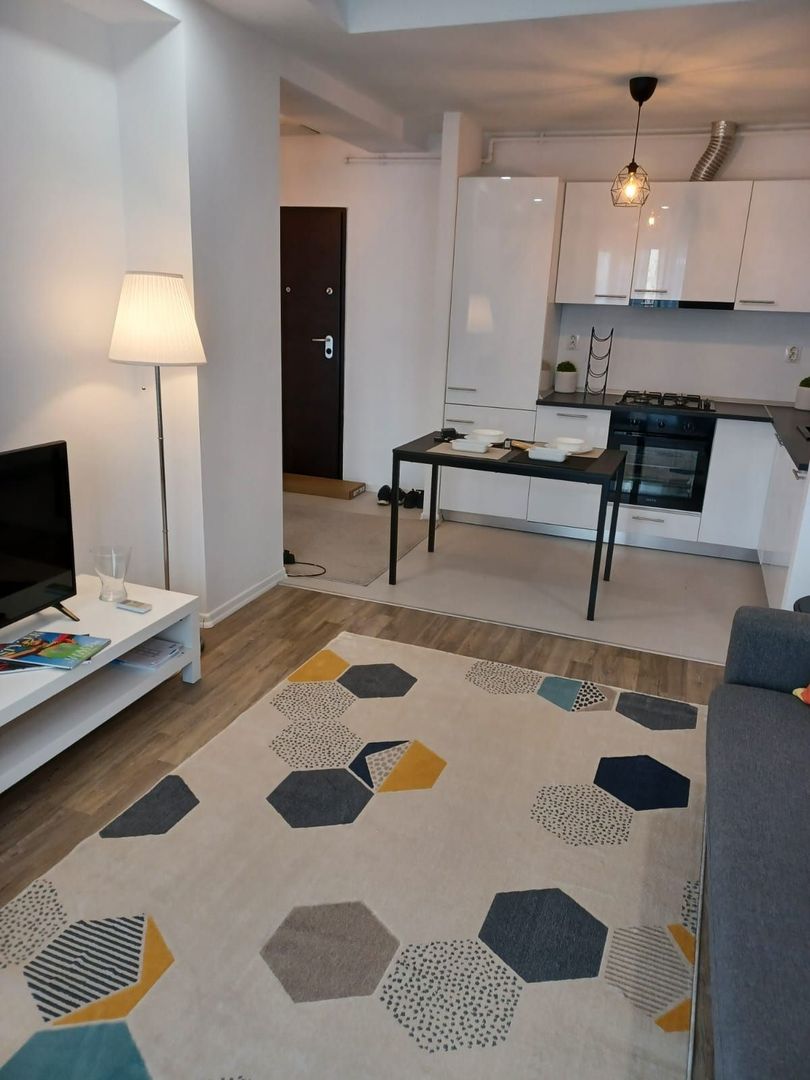 Apartament 2 camere vedere piscina Cosmopolis - Poză 3