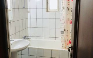 Apartamen 2 camere, etaj intermediar, Cetate - Poză 8