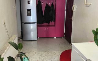 De vanzare apartament cu 2 camere, zona Primaverii. - Poză 3