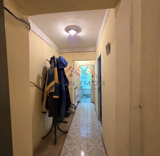 Apartament 3 camere, decomandat, centru, Ploiesti, Prahova - Poză 6