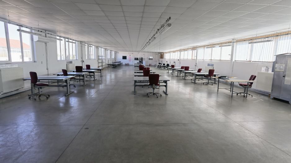 Proprietate industriala  la 35 km de TM - Poză 26