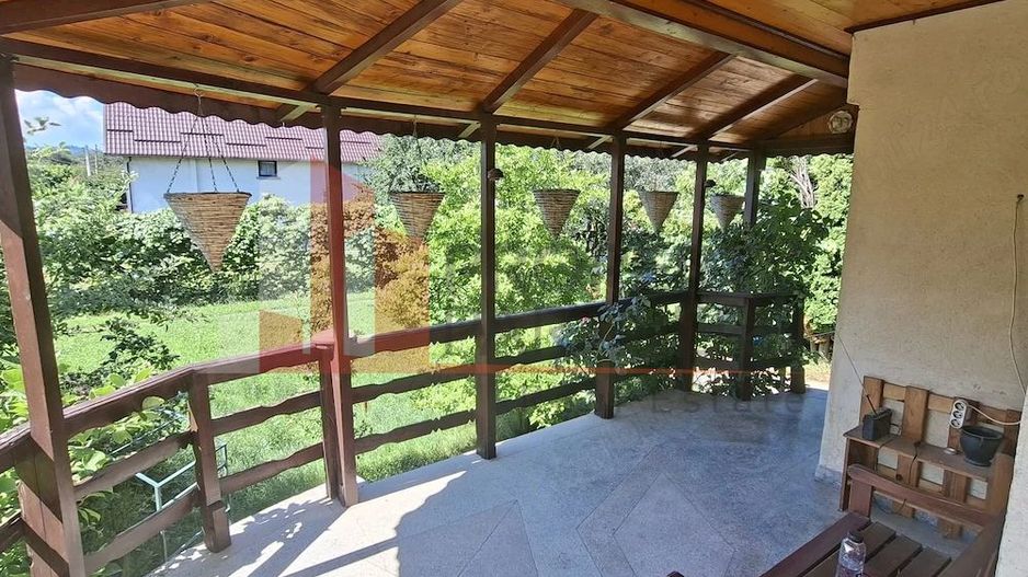 PROPIETAR URGENT Casa duplex BRAN arpox 300m utili, 1300mp teren - 2 case la pret de 1 apartament !! - Poză 8