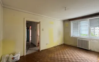 Apartament cu 2 camere decomandat in centrul orasului - Poză 11