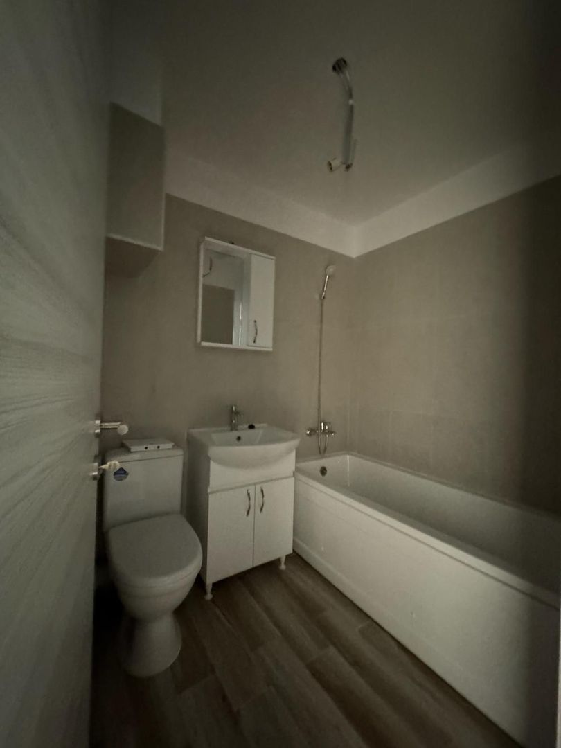 Garsonieră Luminoasa cu Balcon Spațios - Poză 5