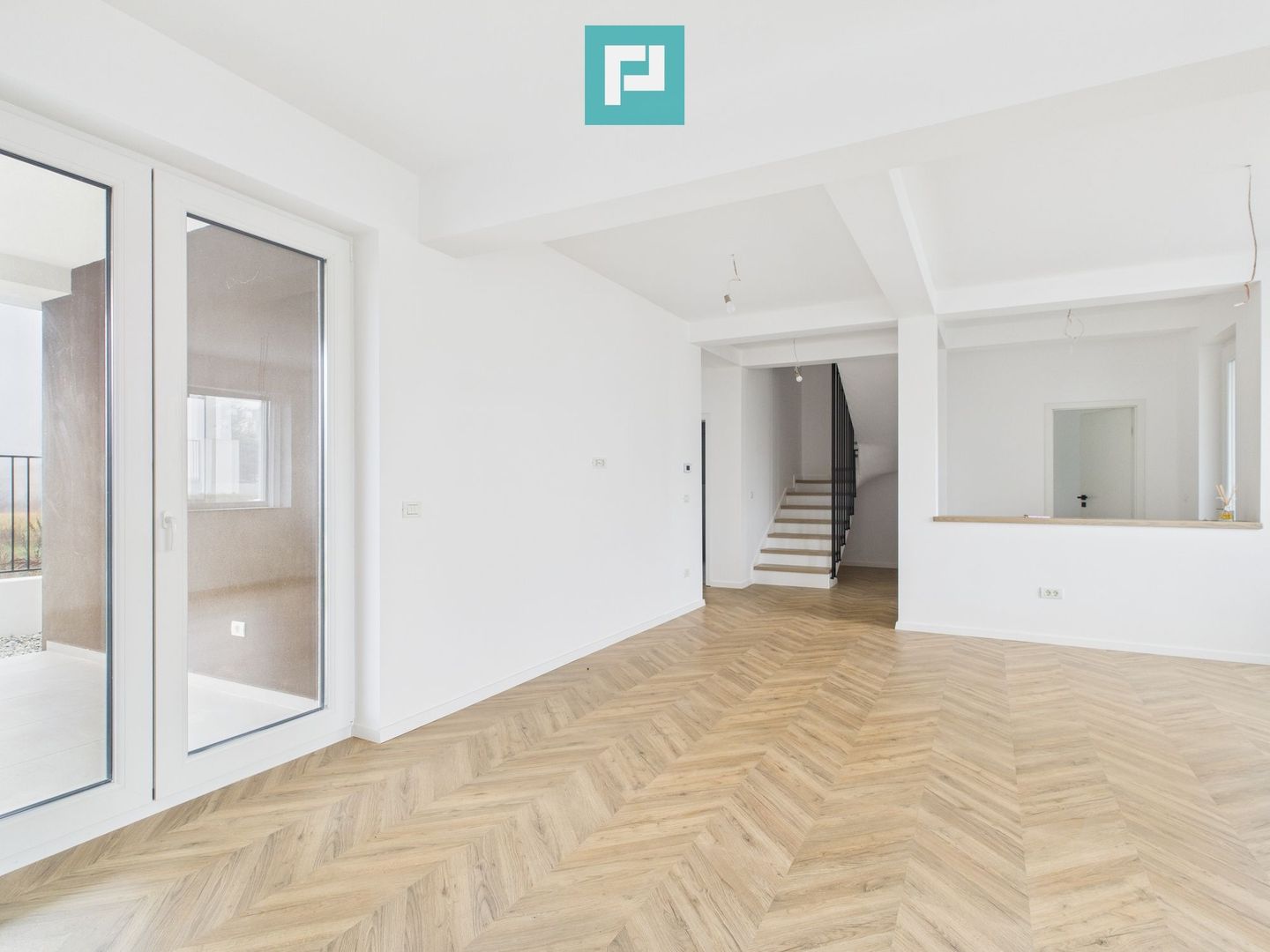 Duplex modern 5 camere Dumbrăvita - Poză 7