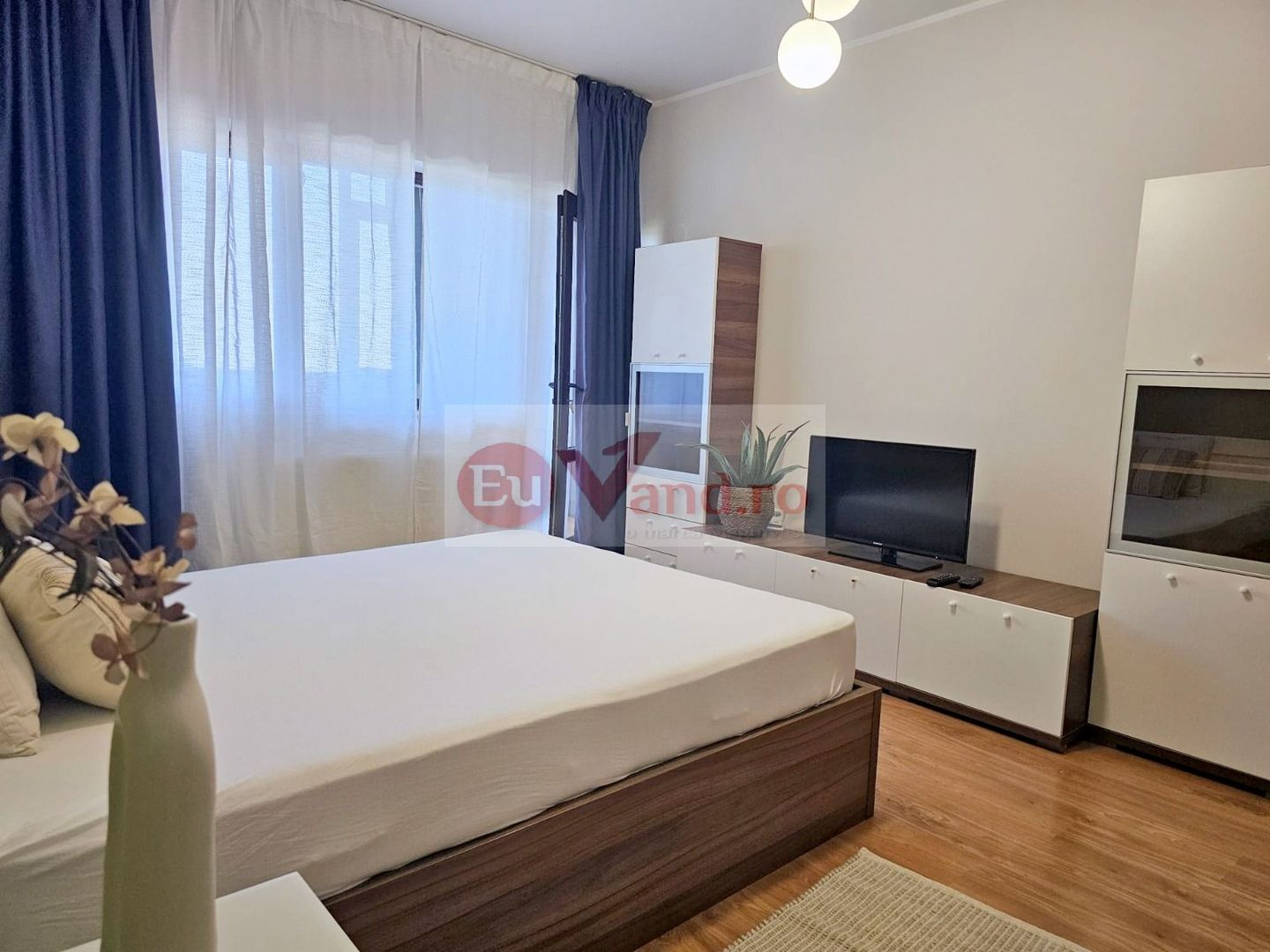 De inchiriat o camera Italian Residence, etaj 9/12, 420 euro - Poză 12